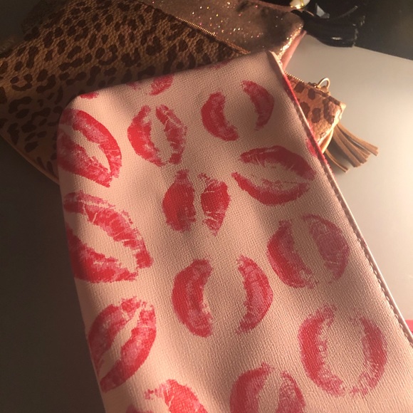 9 Ipsy Cosmetic Bags - Picture 6 of 7